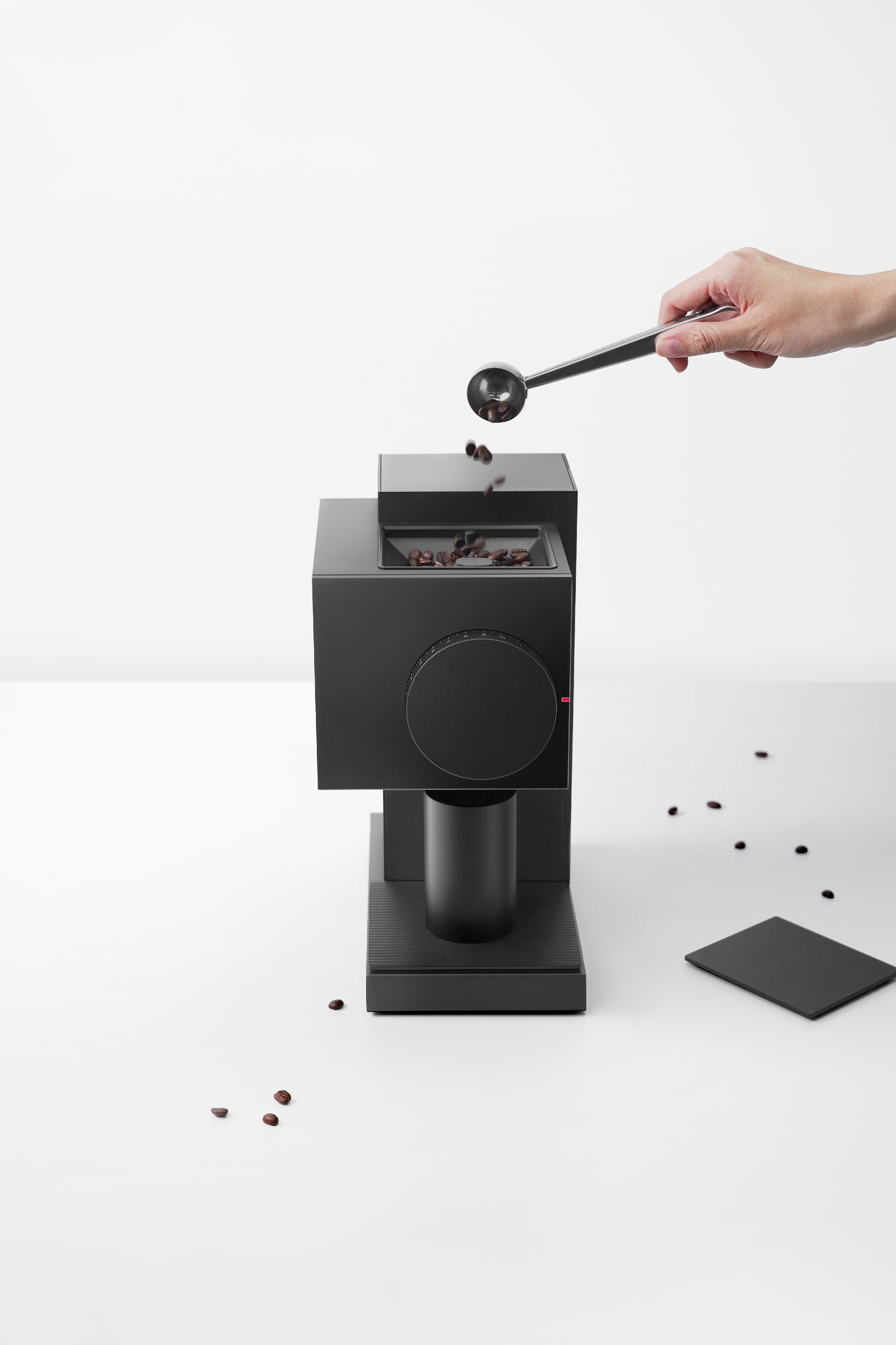 FORM S1 - Precision Electric Coffee Grinder for Everyday Brewing